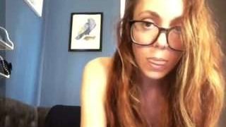 SluttySarah nude on adult cam in her Live Porn Chat