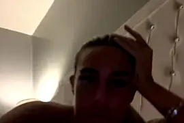 EllieMaeBaby naked stripping on cam for live sex video chat