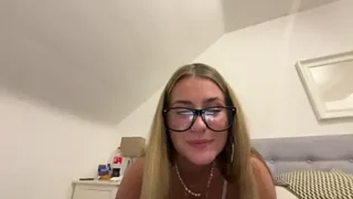 goddesemiiyy naked stripping on cam for live sex video chat
