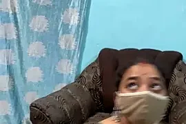 SEXI-bhabhi-rimi naked stripping on cam for live sex video chat