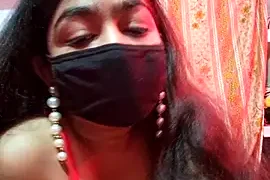 SofiaLeo naked stripping on cam for live sex video chat