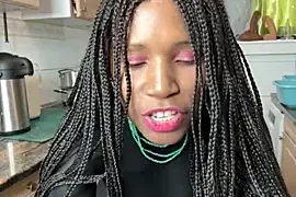 SolaeuftderbrauneHase naked stripping on cam for live sex video chat