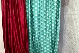 Red_Queen_11 naked stripping on cam for live sex video chat