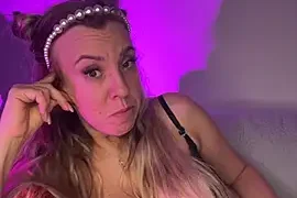 balkanmistress naked stripping on cam for live sex video chat