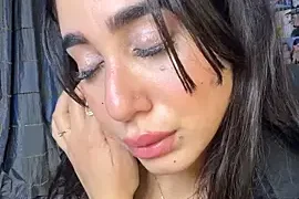 Meryem_Queen naked stripping on cam for live sex video chat