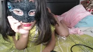 Hottie_hania naked stripping on cam for live sex video chat