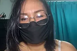 melyiaaa naked stripping on cam for live sex video chat
