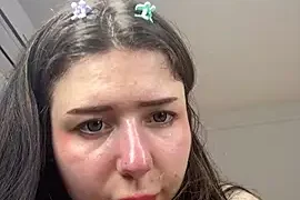 leiawifey naked stripping on cam for live sex video chat