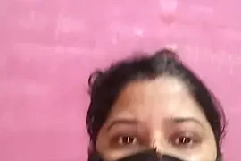 pinkisaha75 naked stripping on cam for live sex video chat