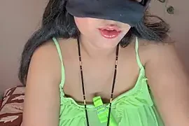 Model_bhabhi_couple naked stripping on cam for live sex video chat
