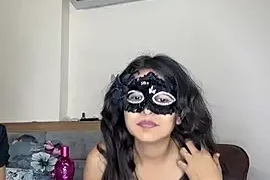 Raavijeevcouple naked stripping on cam for live sex video chat