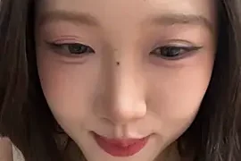 lupingsiquanjia naked stripping on cam for live sex video chat