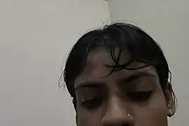 saxywoman naked stripping on cam for live sex video chat