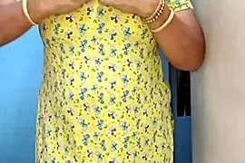tamil_sarah naked stripping on cam for live sex video chat